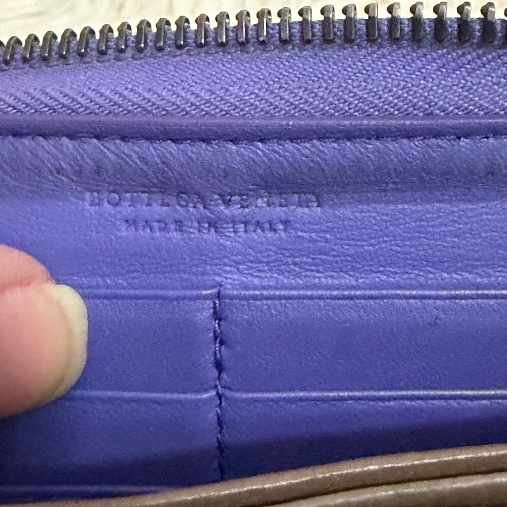 Bottega Veneta Violet Woven Leather Wallet - Picture 11 of 14